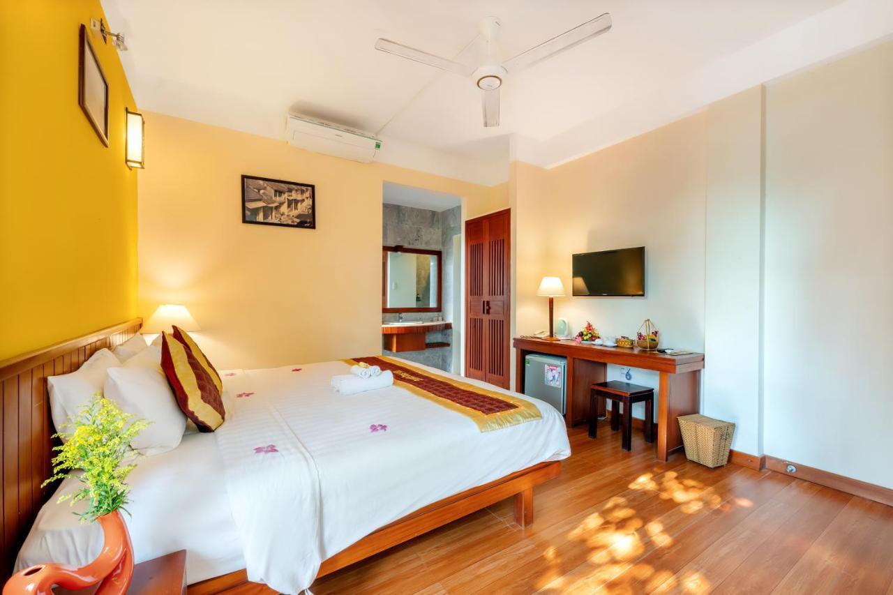 Riverside Oasis Hoi An Ancient Villa Luaran gambar
